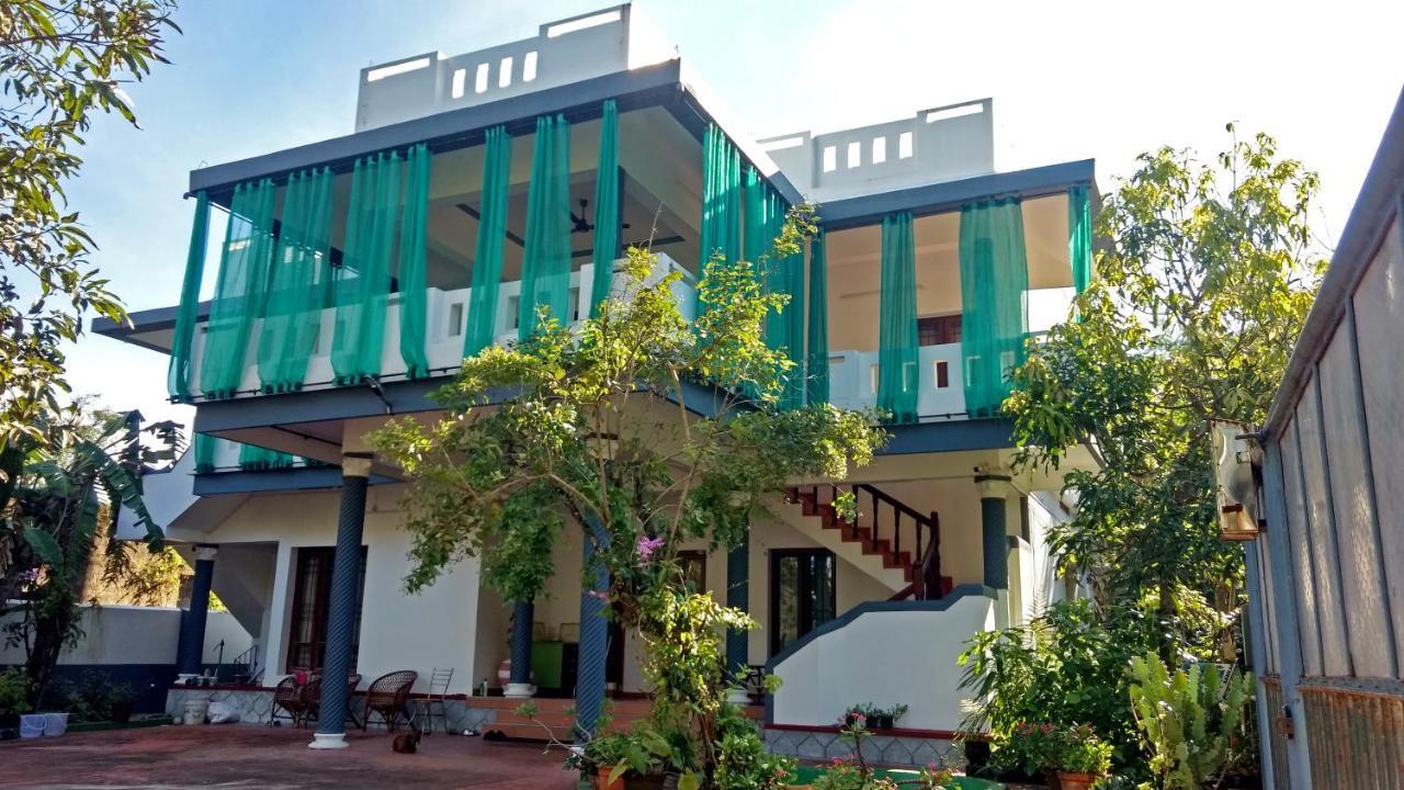 Kadalamma Beach Homestay アーラップーザ県 エクステリア 写真