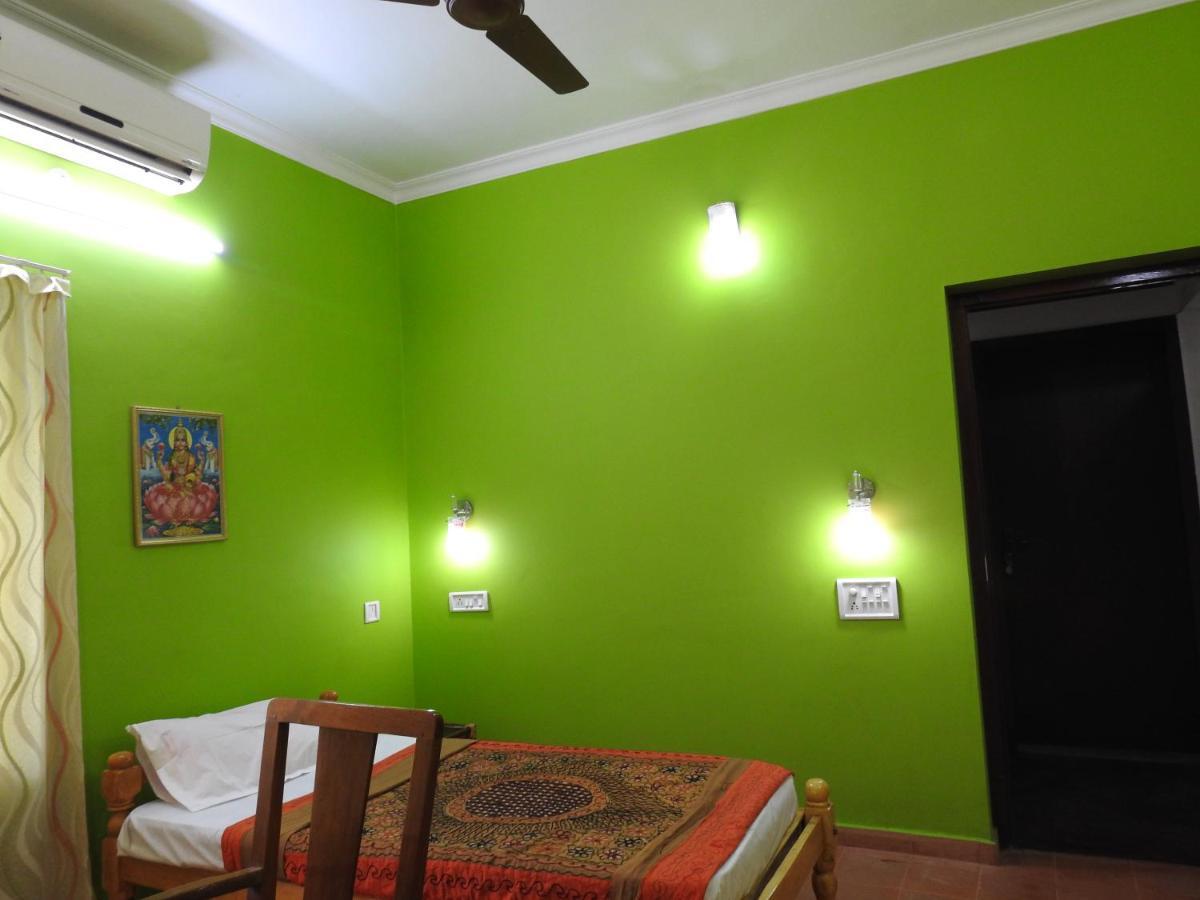Kadalamma Beach Homestay アーラップーザ県 エクステリア 写真