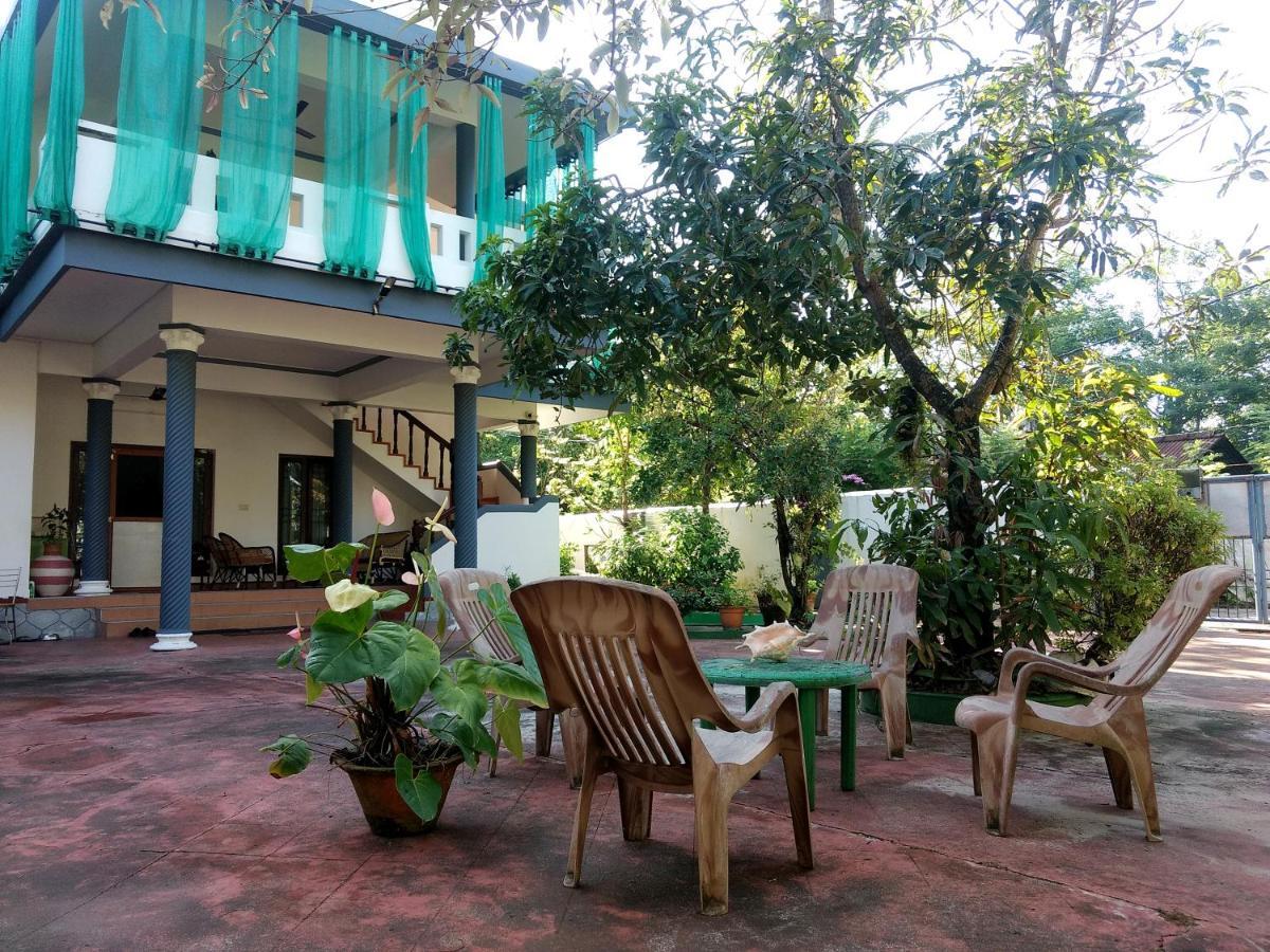 Kadalamma Beach Homestay アーラップーザ県 エクステリア 写真