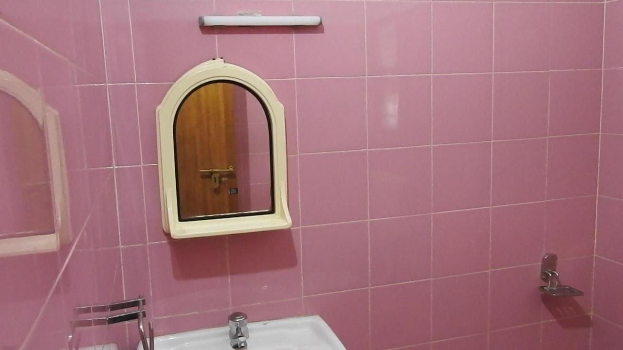 Kadalamma Beach Homestay アーラップーザ県 エクステリア 写真